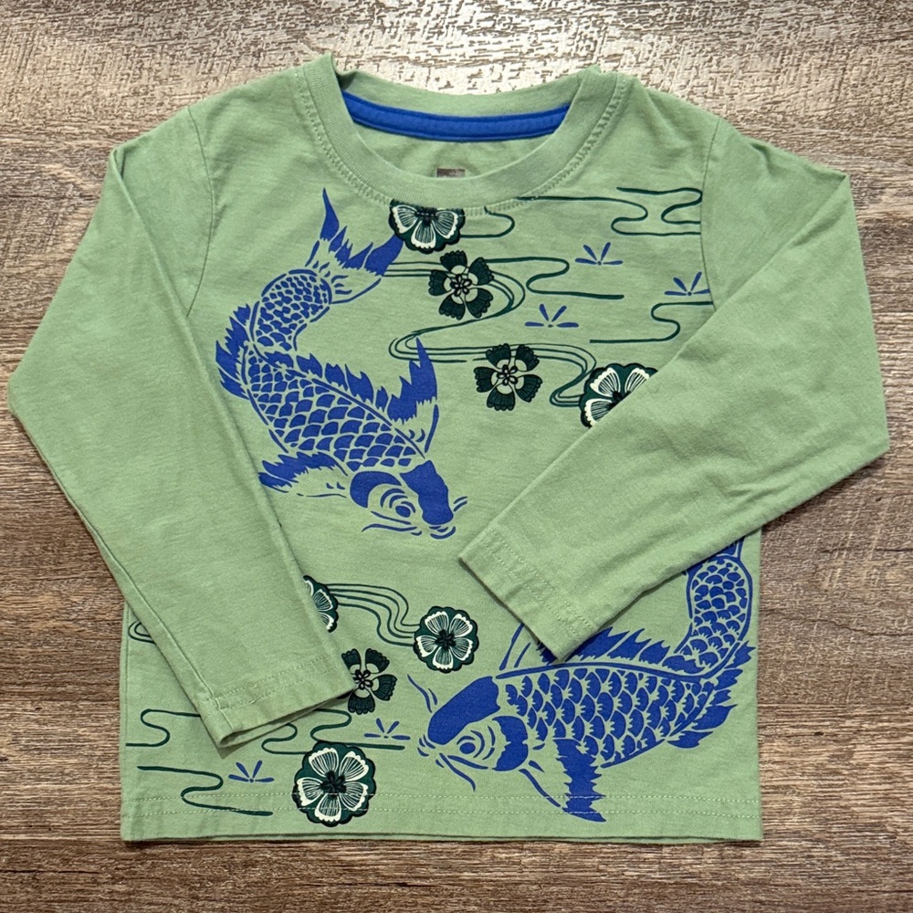 Tea Collection 100% Cotton Long Sleeve Graphic Tee in “Lucky Koi” Print